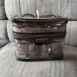 Victoria’s Secret 4 Piece Black Make-up Bag Set